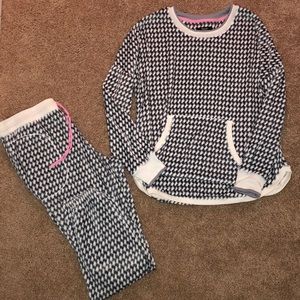 Simply Vera Verawang Pajama Set